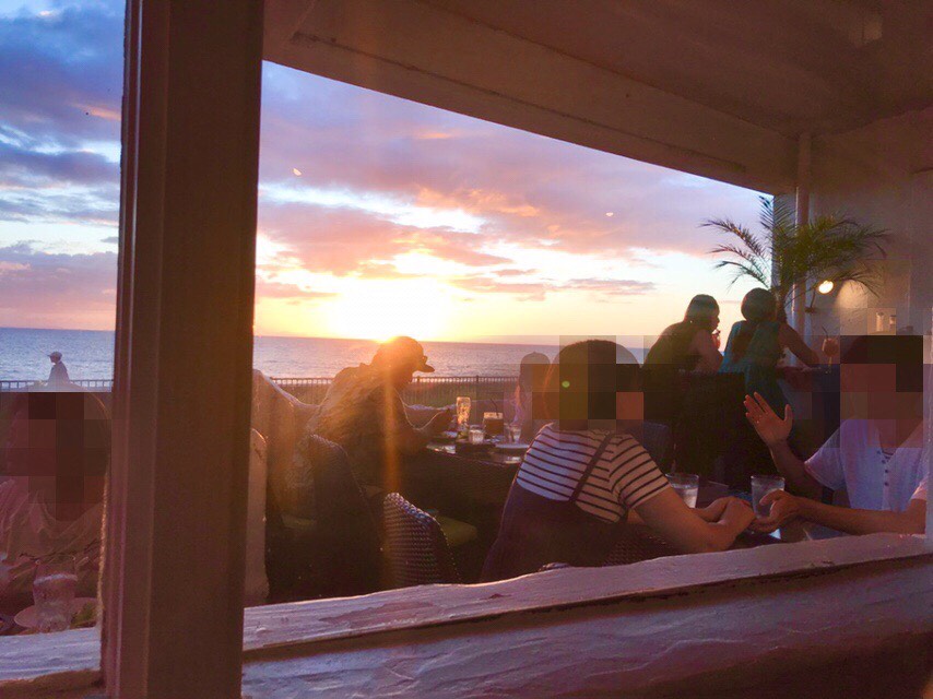 沖縄中部北谷町周辺の最高の夕日と最高のディナーを楽しめるオススメのカフェ トランジットカフェ 沖縄北部ブログ