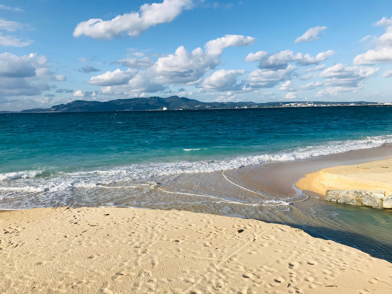 最高の景色とロングビーチでお散歩ができる 幸喜公園 沖縄北部ブログ
